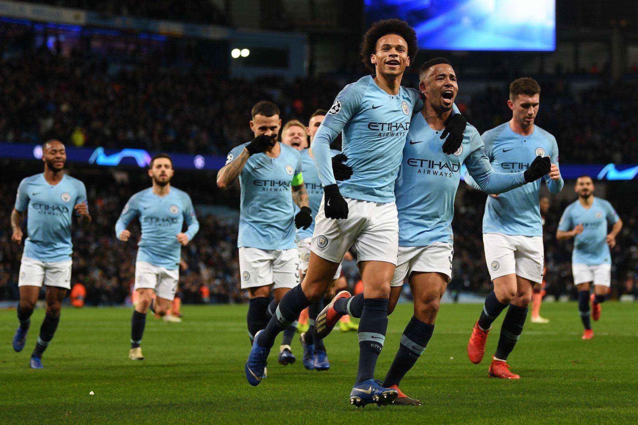 无数球迷的 无数球迷的